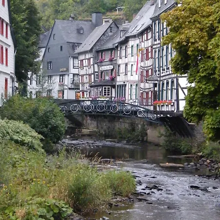 Rur-partie Im Haus An Der Rur * Monschau